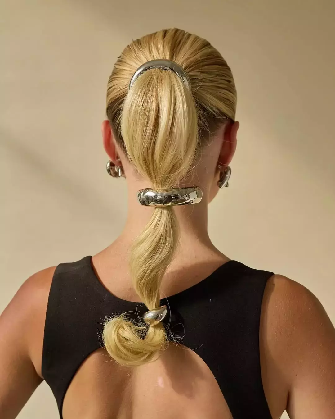 12-3-30 treadmill workout: Incline walking better than running for fat loss, reveals a study