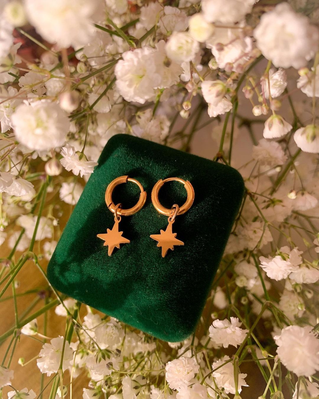 Brickell Men’s Vitamin C Booster Serum for Men, Natural and Organic Vitamin C Booster for Face to Ramp Up Collagen Production, Fight Wrinkles and Aging, 0.5 Ounce, Unscented (Unscented, 0.5 Ounce)