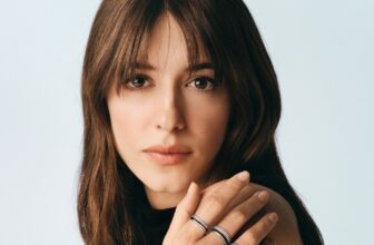 Daisy Edgar-Jones Shines in Boucheron’s New Mini Rings
